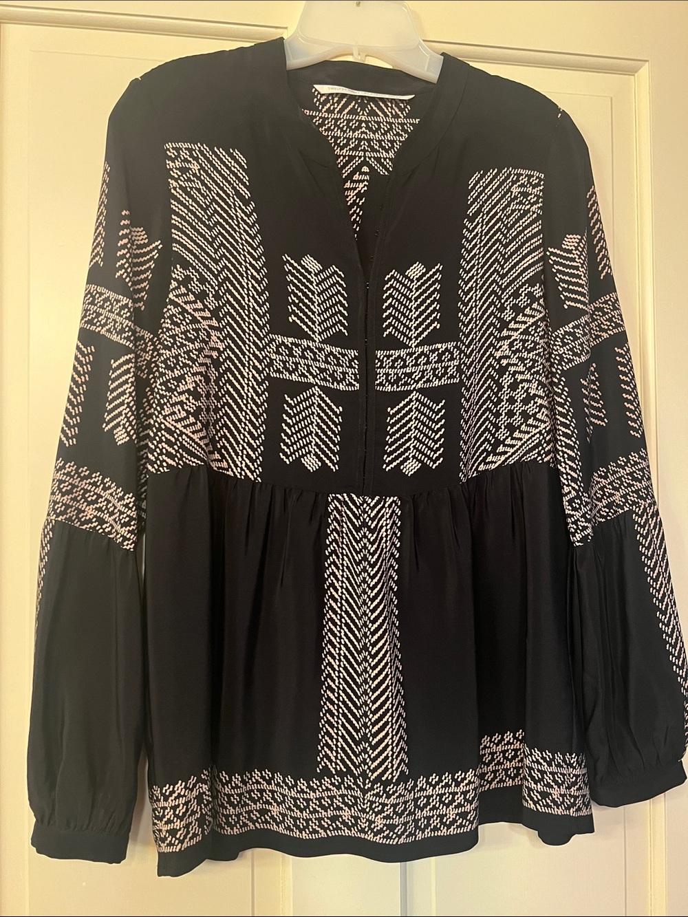 Twelfth Street by Cynthia Vincent Black Tan Silk Long-Sleeve Tunic Top S